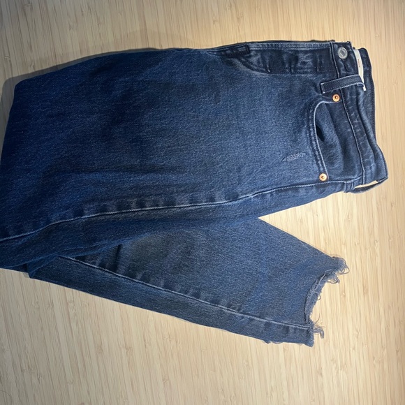 Levi’s Premium Wedgie Fit Blue Jeans - Picture 1 of 6